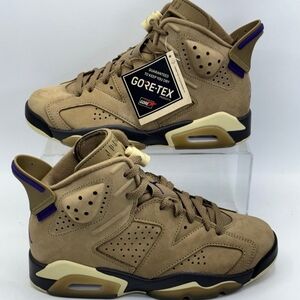 GORE-TEX Men's Brown and Purple Sneakers